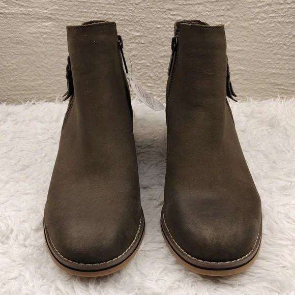 Blondo Empeigne Cuir Green Suede Leather Almond Toe Chunky Heel Ankle Boot NWT - Picture 2 of 16